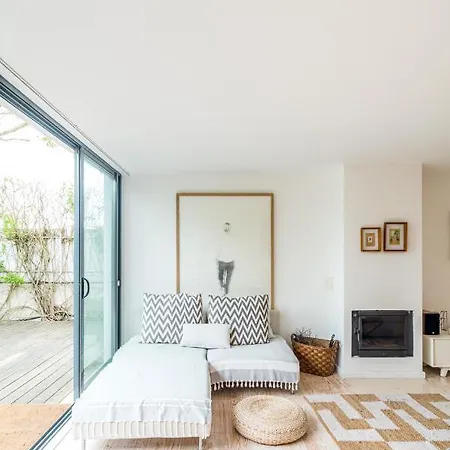 Meco Beach House سيسيمبرا